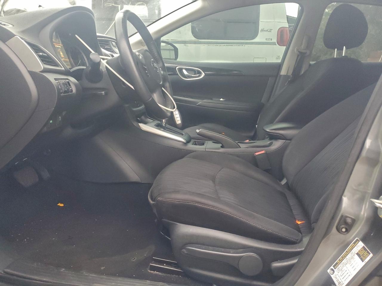 2019 NISSAN SENTRA S photo 7