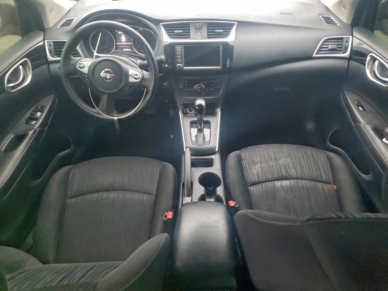 2019 NISSAN SENTRA S photo 8