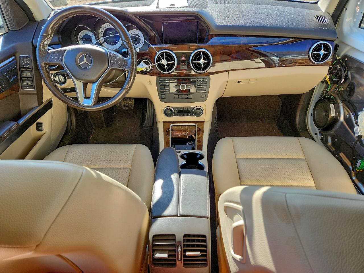 2015 MERCEDES-BENZ GLK 350 4MATIC photo 8