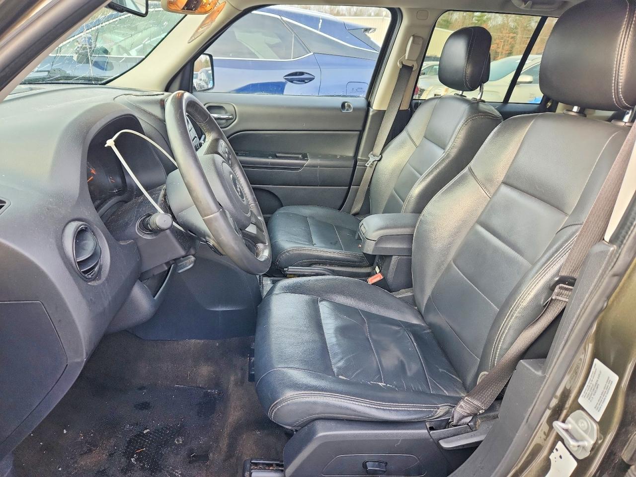 2015 JEEP PATRIOT LATITUDE photo 7