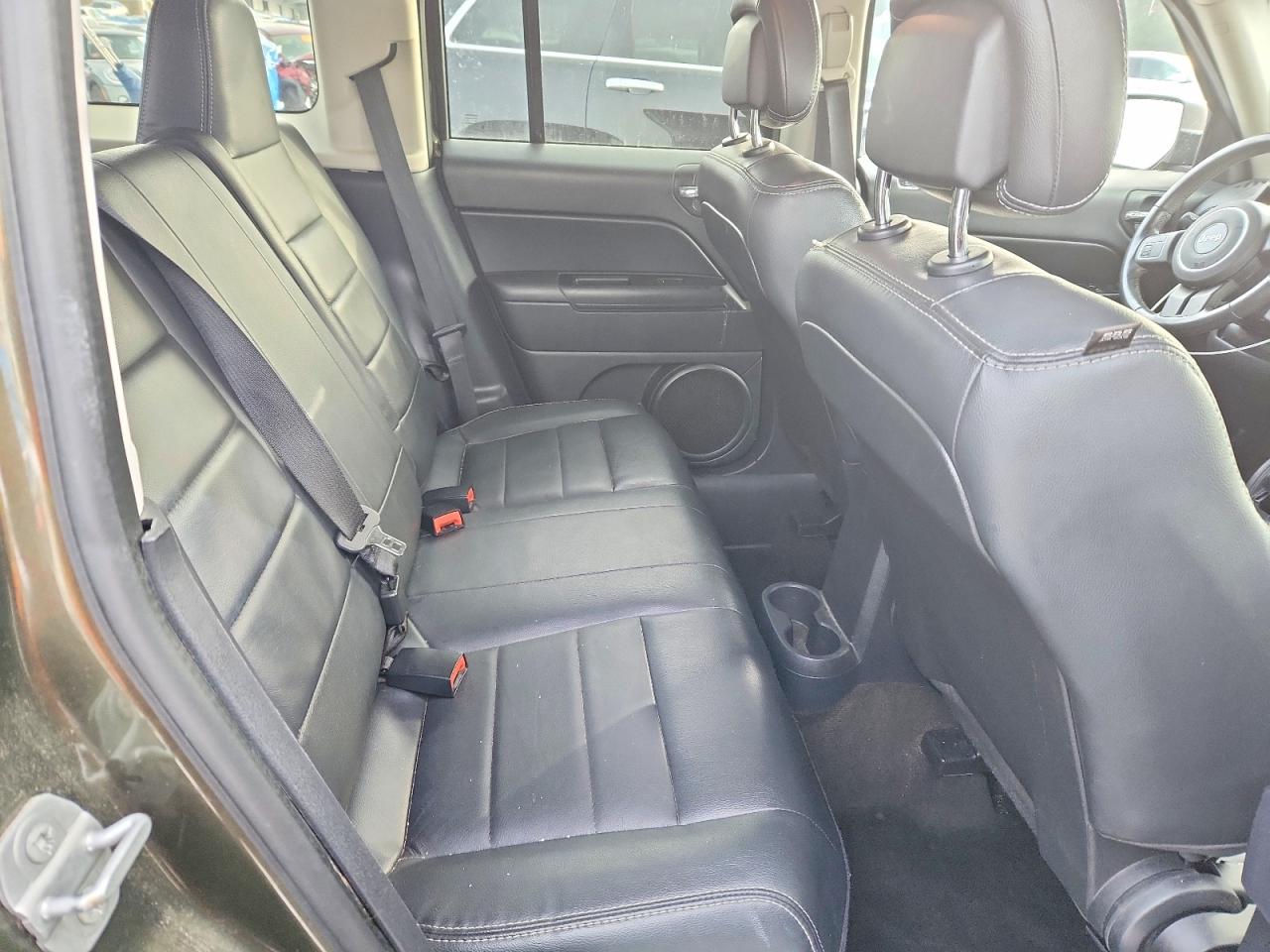 2015 JEEP PATRIOT LATITUDE photo 11