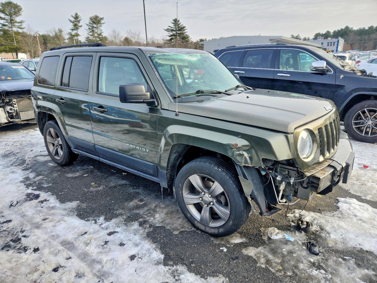 2015 JEEP PATRIOT LATITUDE photo 4
