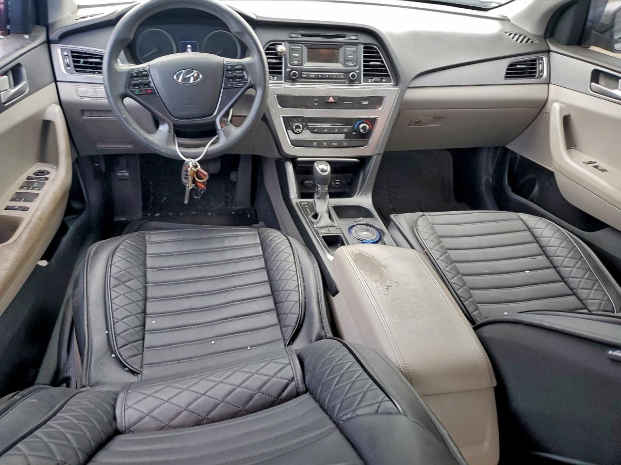 2017 HYUNDAI SONATA SE photo 8