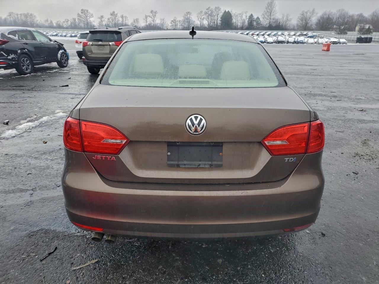 2011 VOLKSWAGEN JETTA TDI photo 6