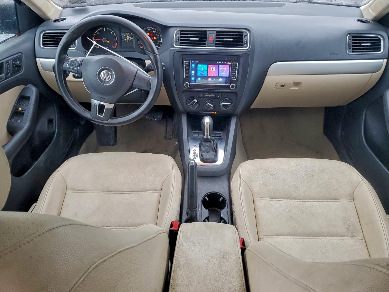 2011 VOLKSWAGEN JETTA TDI photo 8