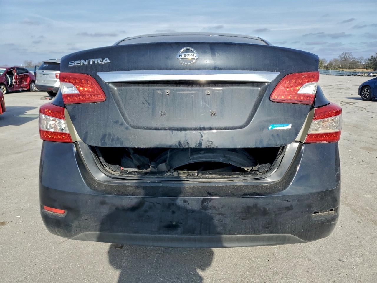2014 NISSAN SENTRA S photo 6