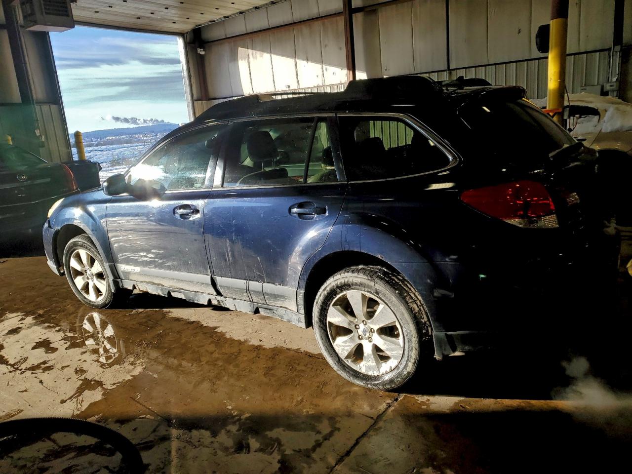 2012 SUBARU OUTBACK 2.5I LIMITED photo 2