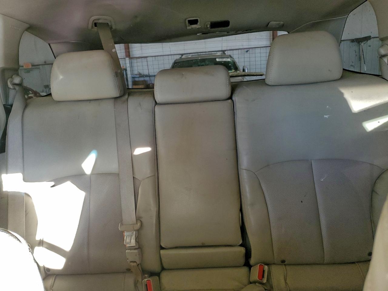 2012 SUBARU OUTBACK 2.5I LIMITED photo 10