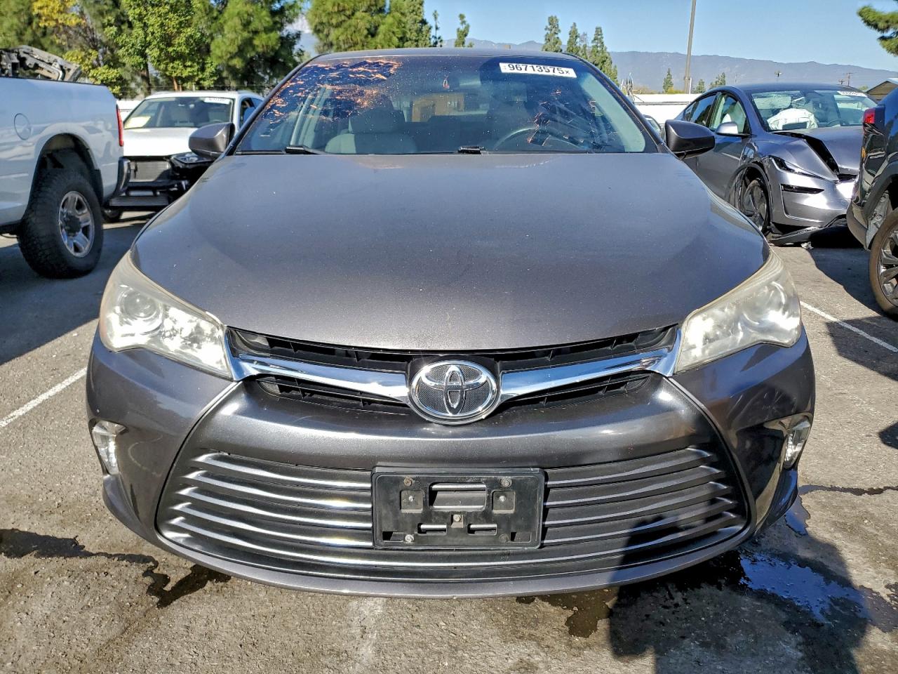 2017 TOYOTA CAMRY LE photo 5