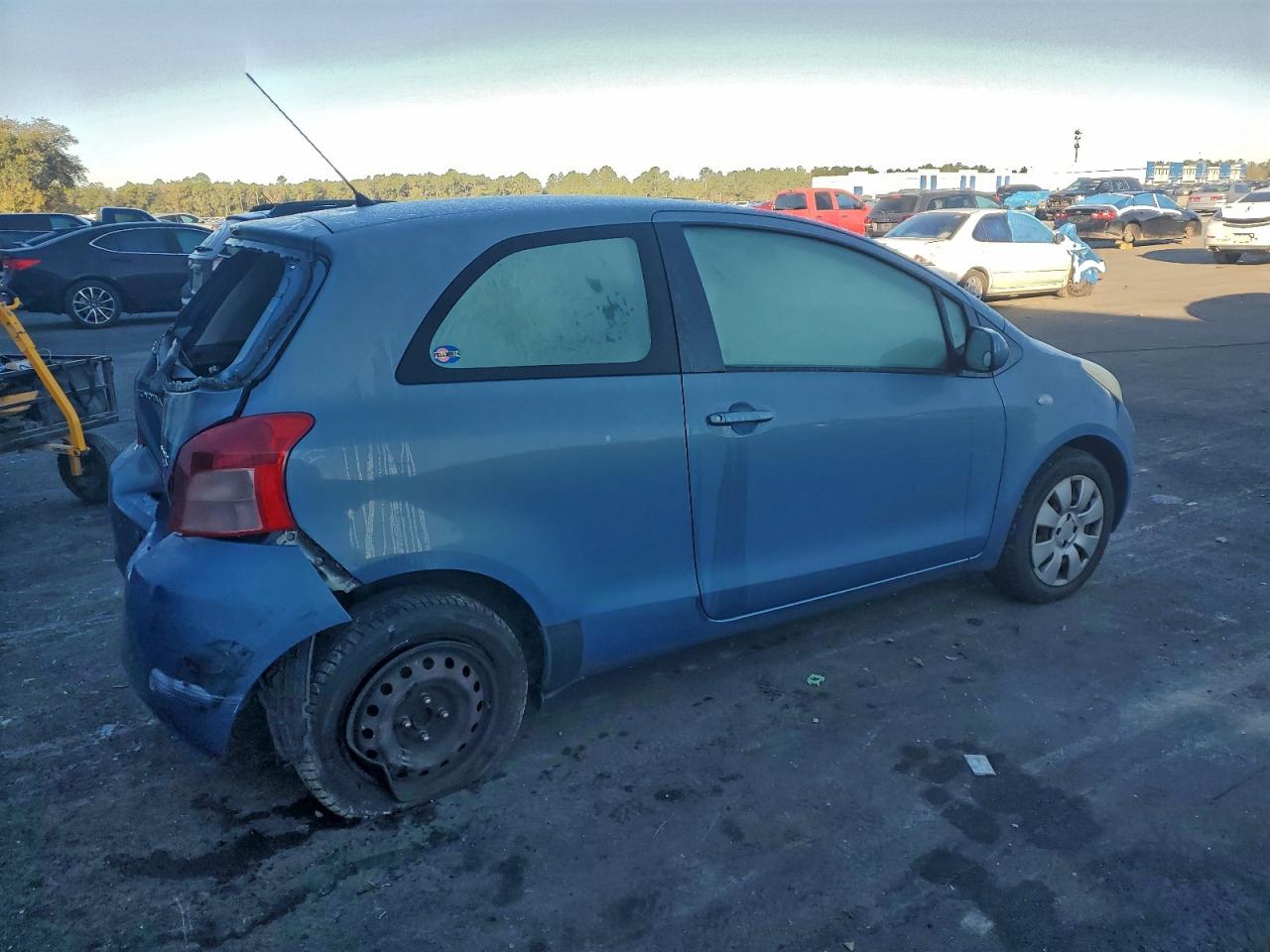 2007 TOYOTA YARIS photo 3