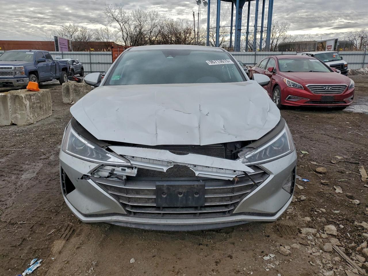 2019 HYUNDAI ELANTRA SEL photo 5