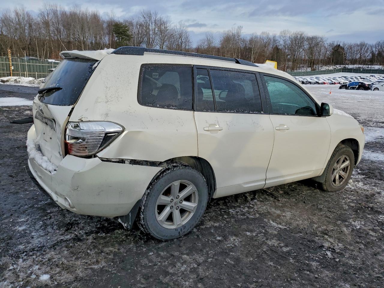 2010 TOYOTA HIGHLANDER SE photo 3