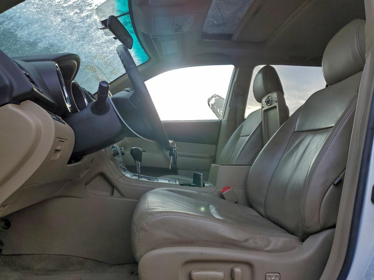 2010 TOYOTA HIGHLANDER SE photo 7