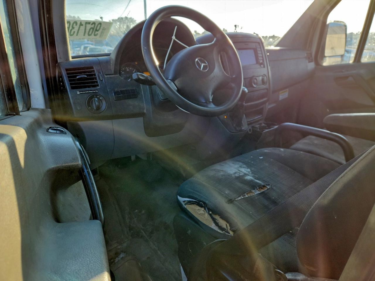 2015 MERCEDES BENZ SPRINTER DELIVERY VAN photo 8