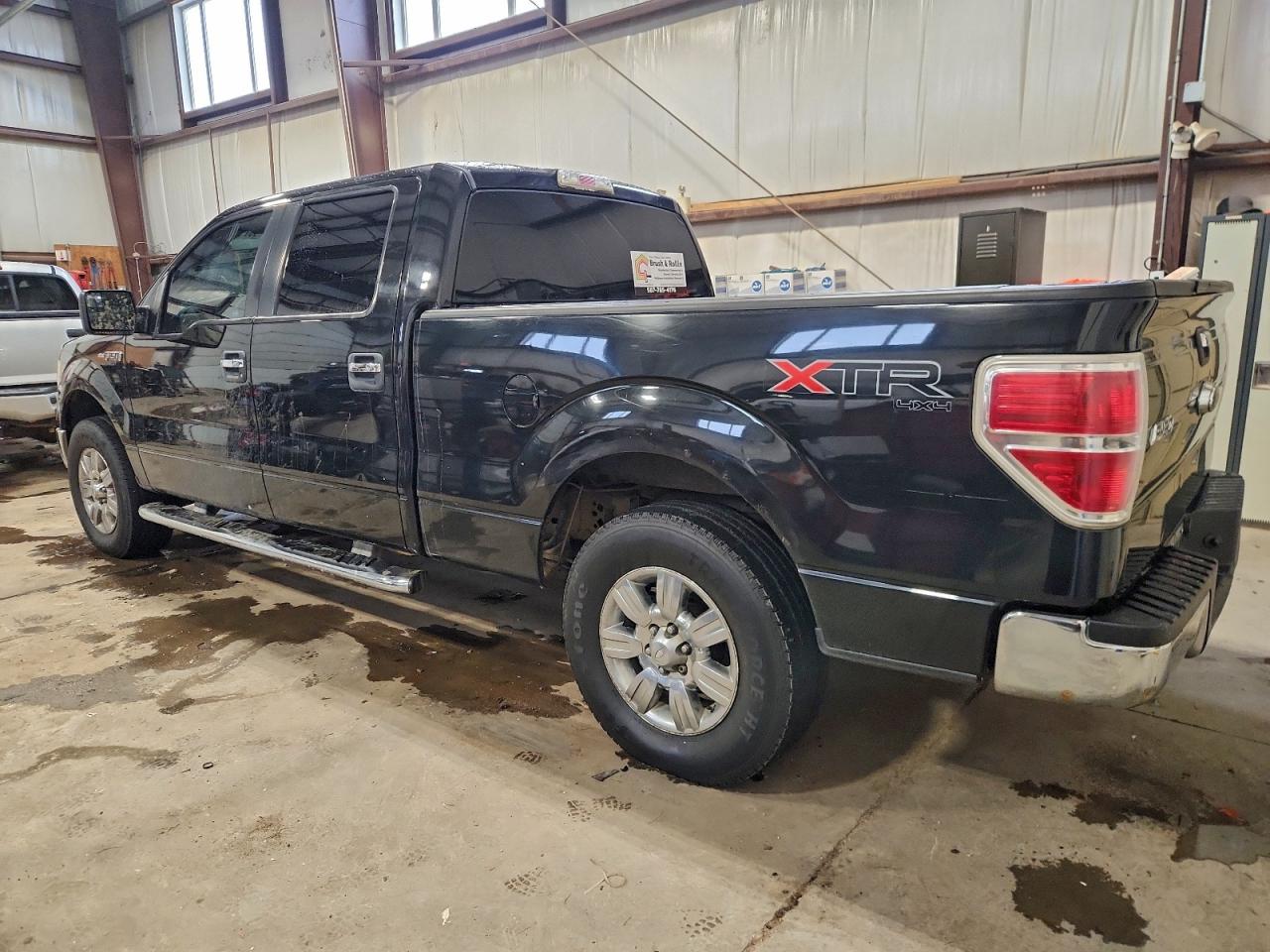 2011 FORD F150 SUPERCREW photo 2