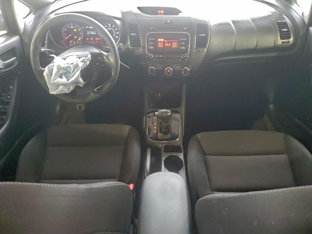 2018 KIA FORTE LX photo 8