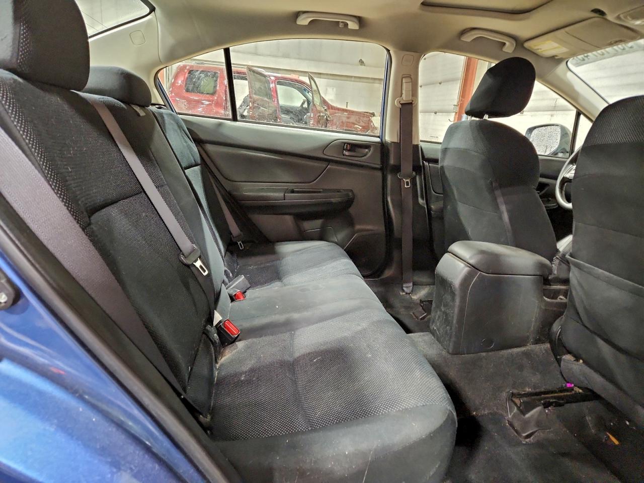 2014 SUBARU IMPREZA photo 10