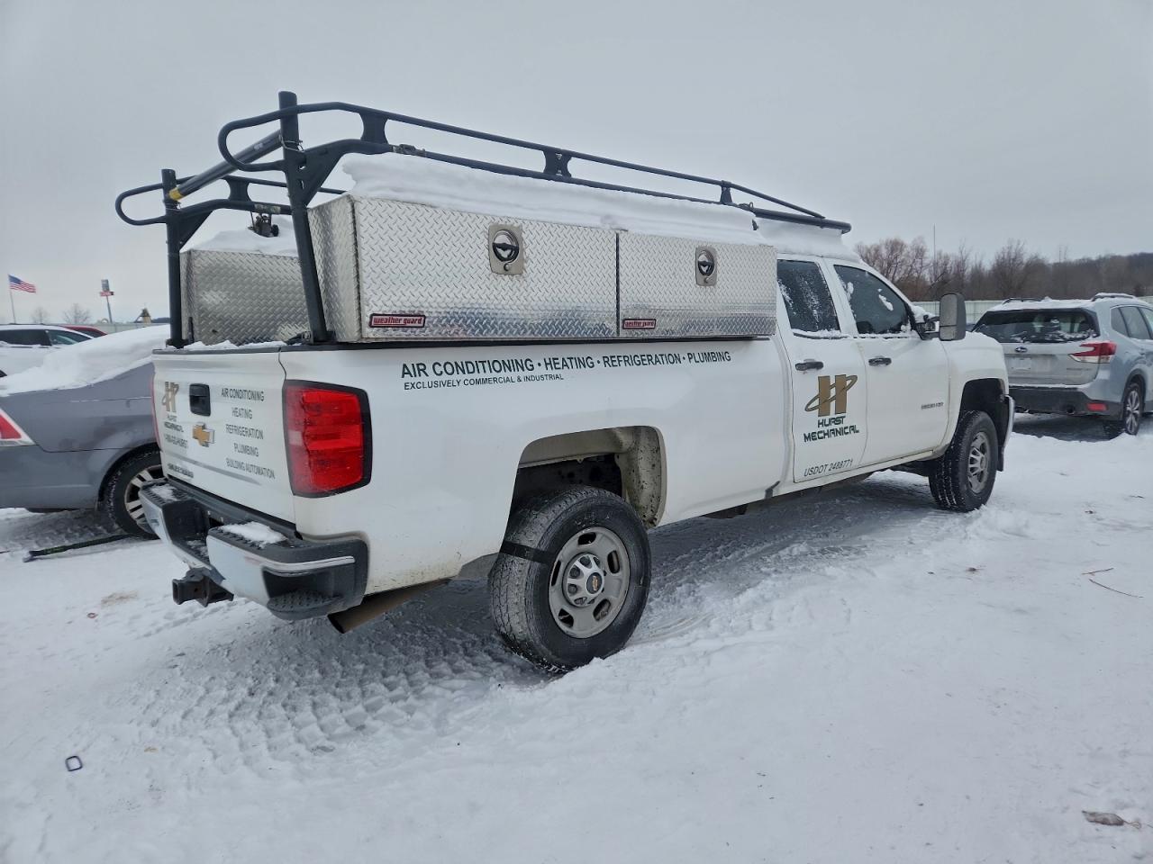 2019 CHEVROLET SILVERADO C2500 HEAVY DUTY photo 3
