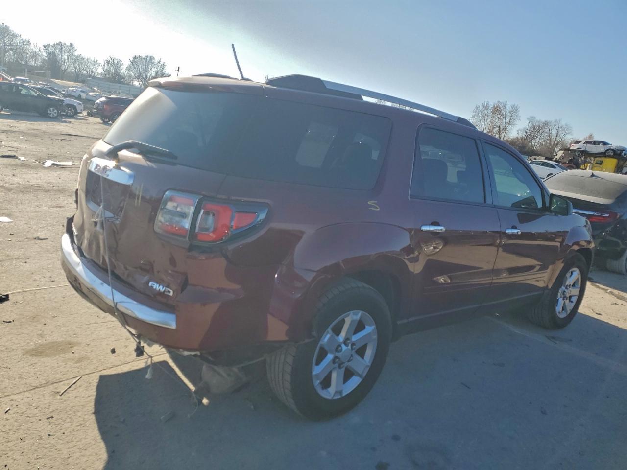 2015 GMC ACADIA SLE photo 3