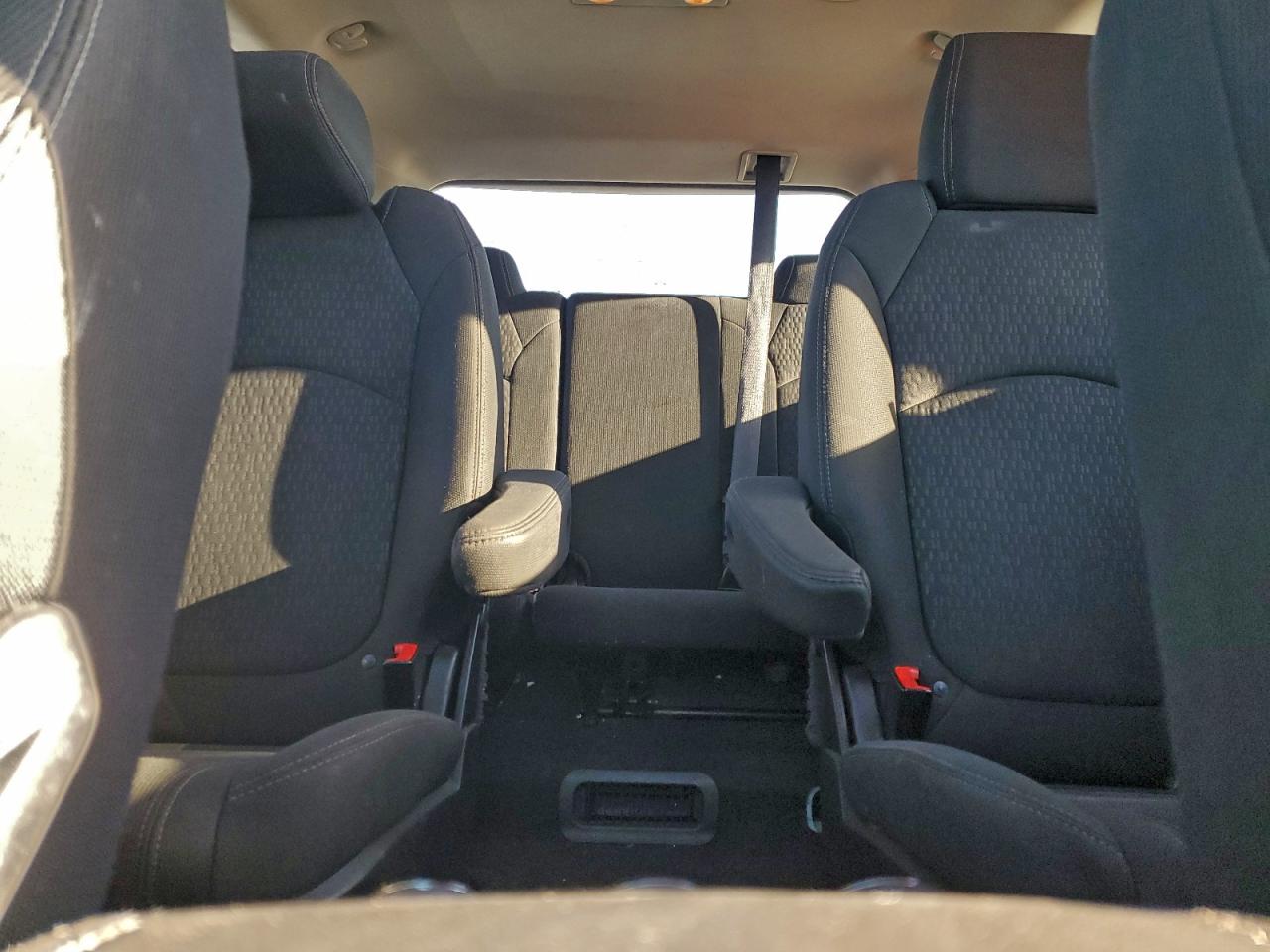 2015 GMC ACADIA SLE photo 10
