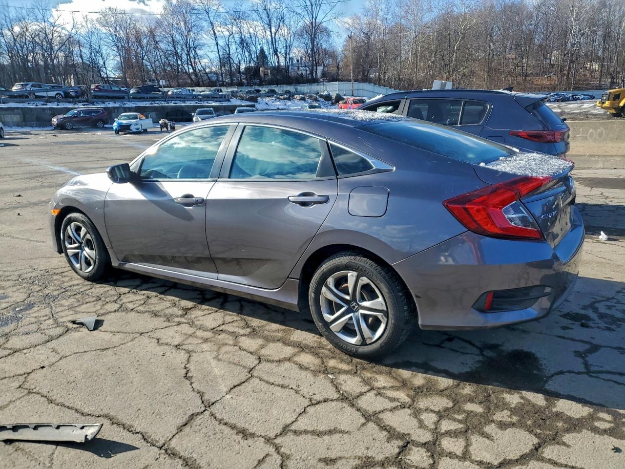 2017 HONDA CIVIC LX photo 2