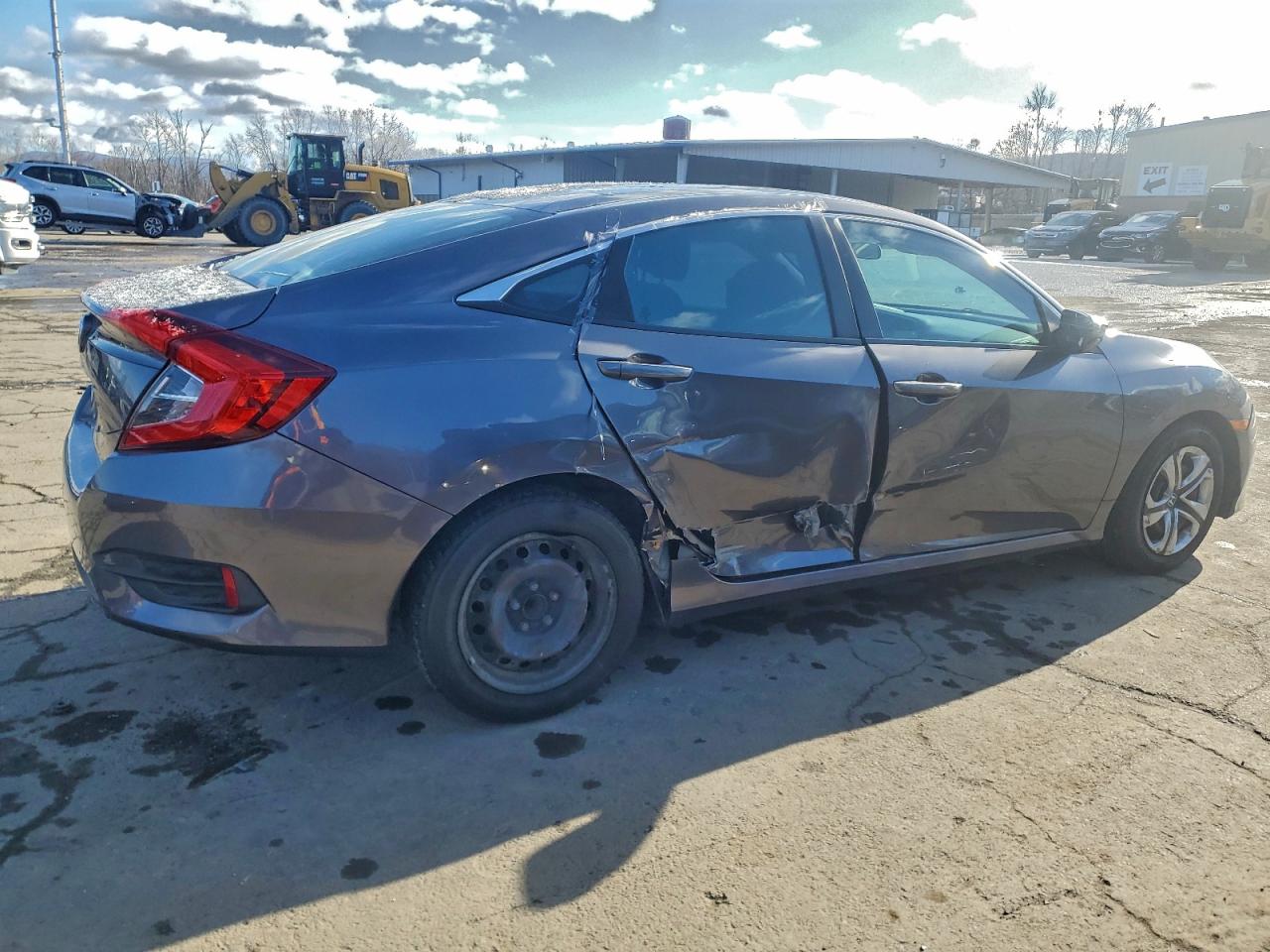 2017 HONDA CIVIC LX photo 3