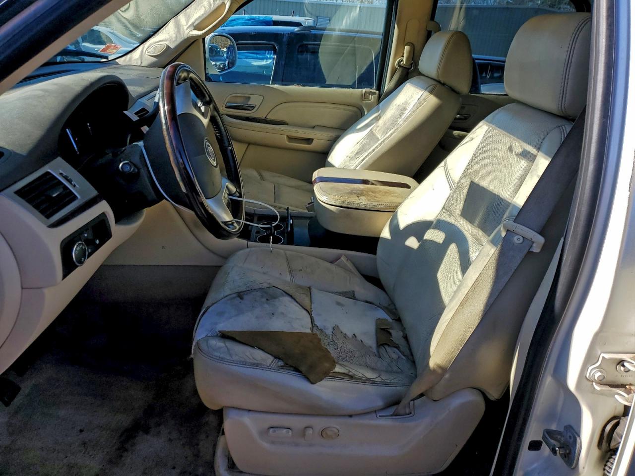 2007 CADILLAC ESCALADE LUXURY photo 7
