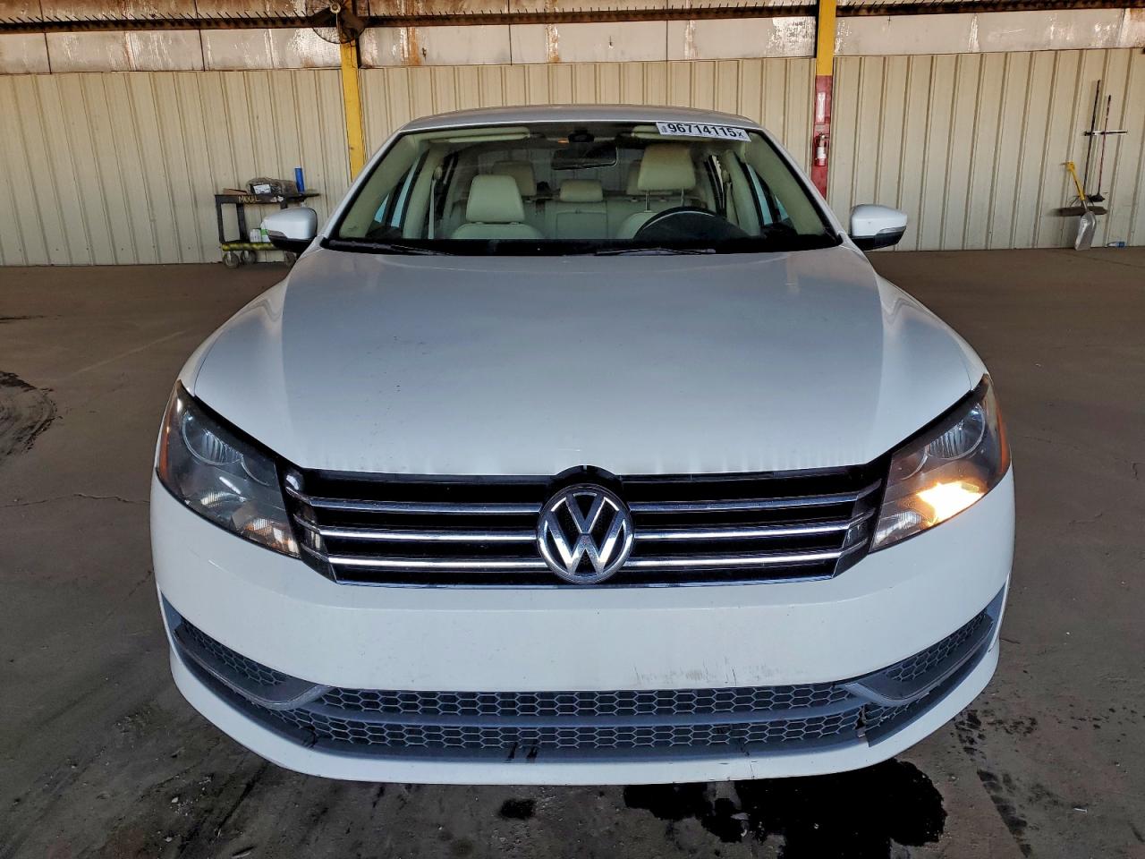 2015 VOLKSWAGEN PASSAT S photo 5