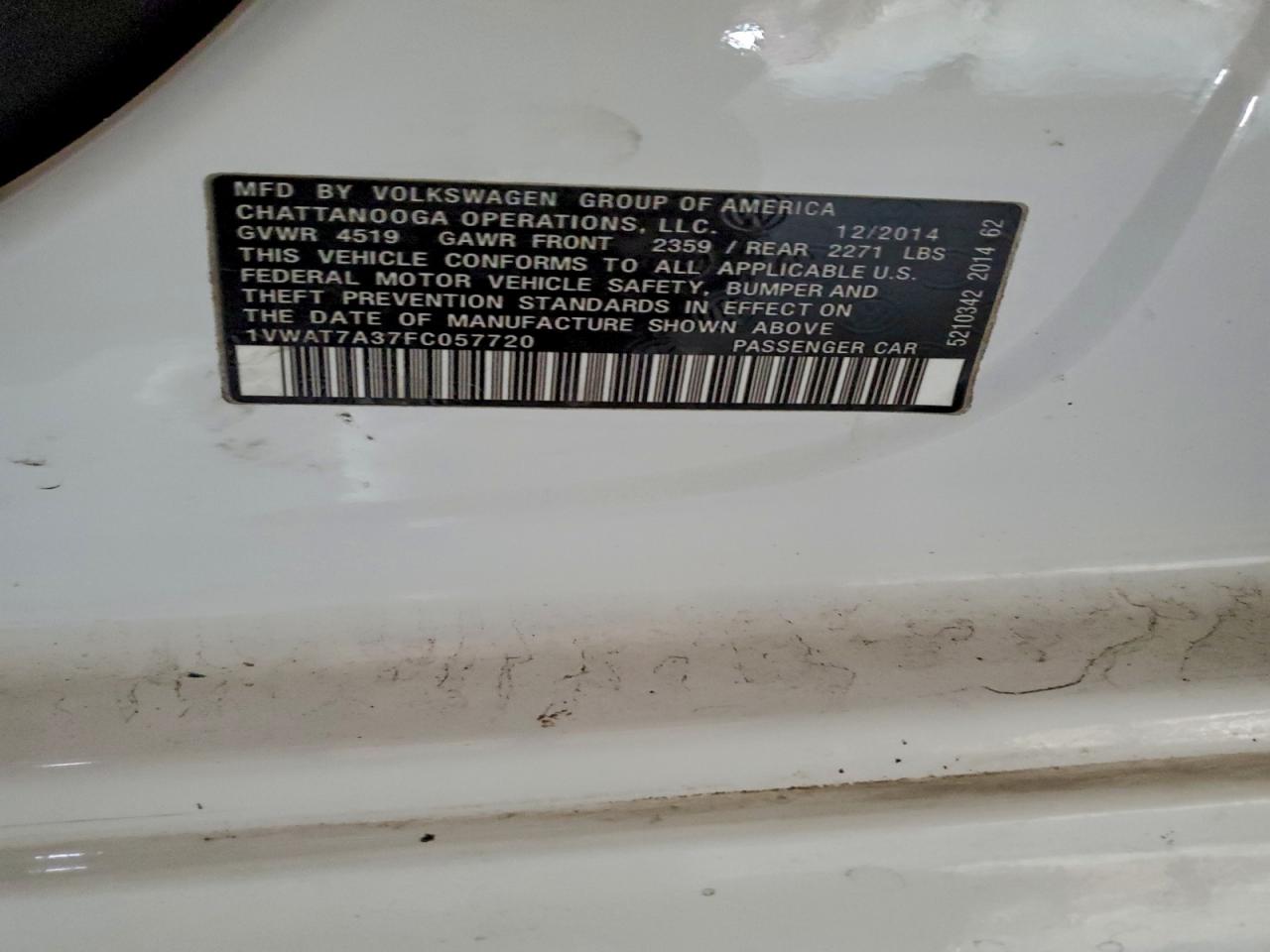 2015 VOLKSWAGEN PASSAT S photo 12