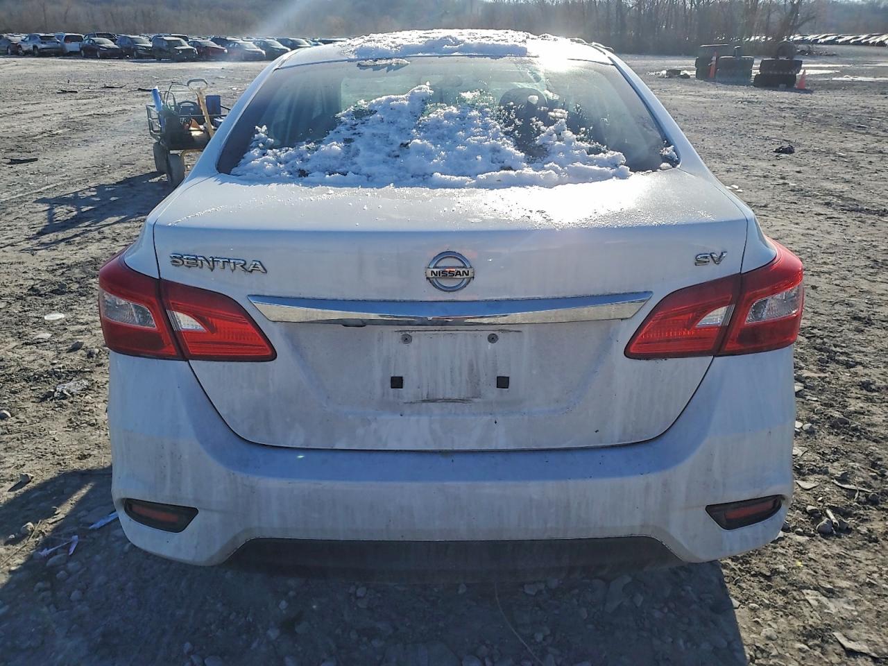 2019 NISSAN SENTRA S photo 6