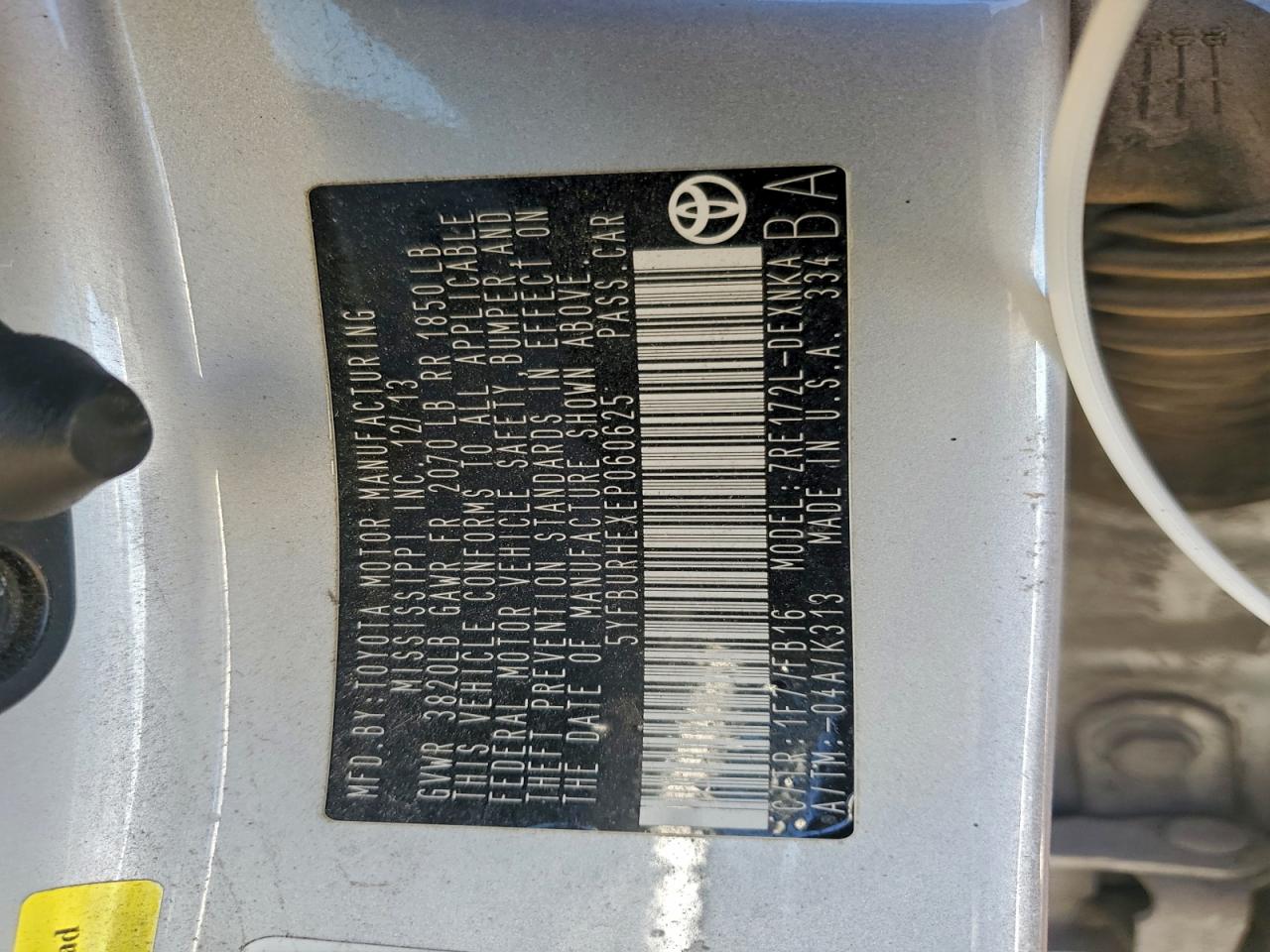 2014 TOYOTA COROLLA L photo 13