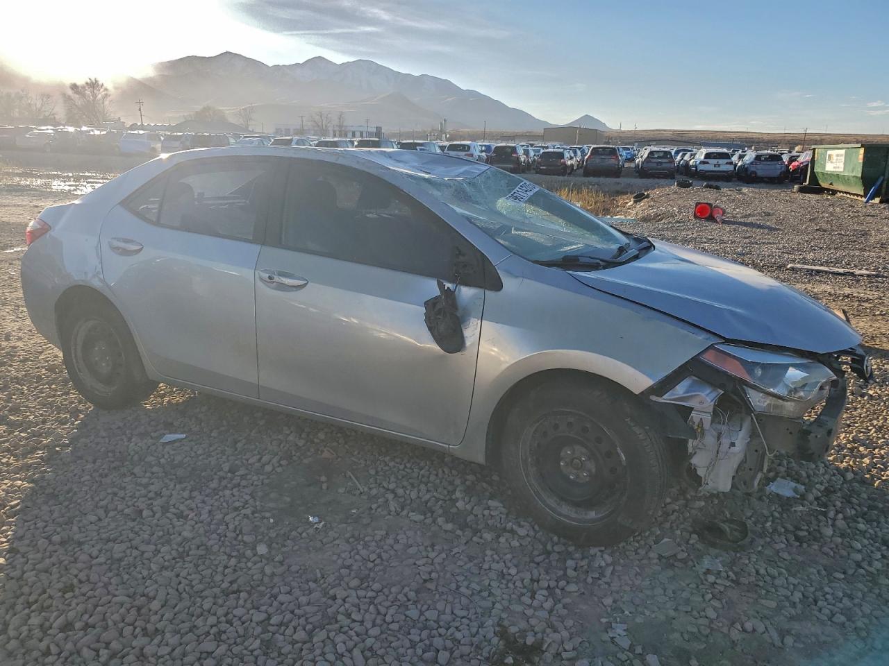2014 TOYOTA COROLLA L photo 4