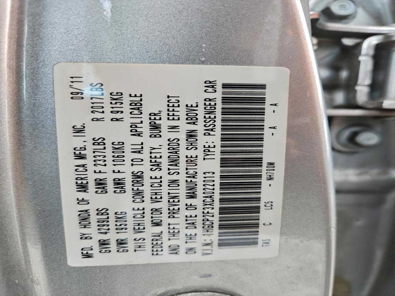 2012 HONDA ACCORD LX photo 13