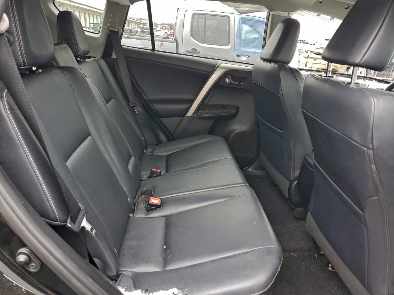2015 TOYOTA RAV4 LIMITED photo 11