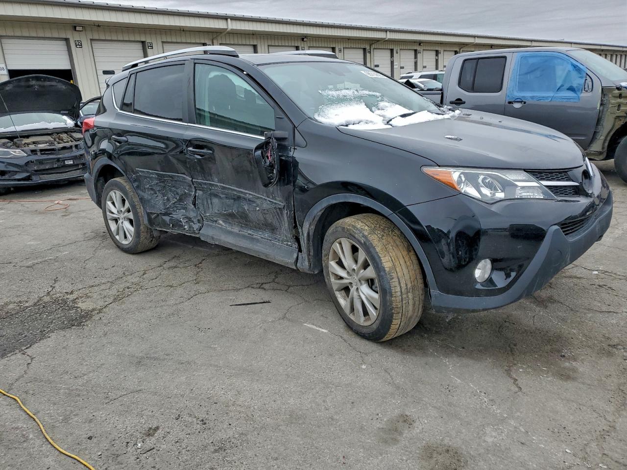2015 TOYOTA RAV4 LIMITED photo 4