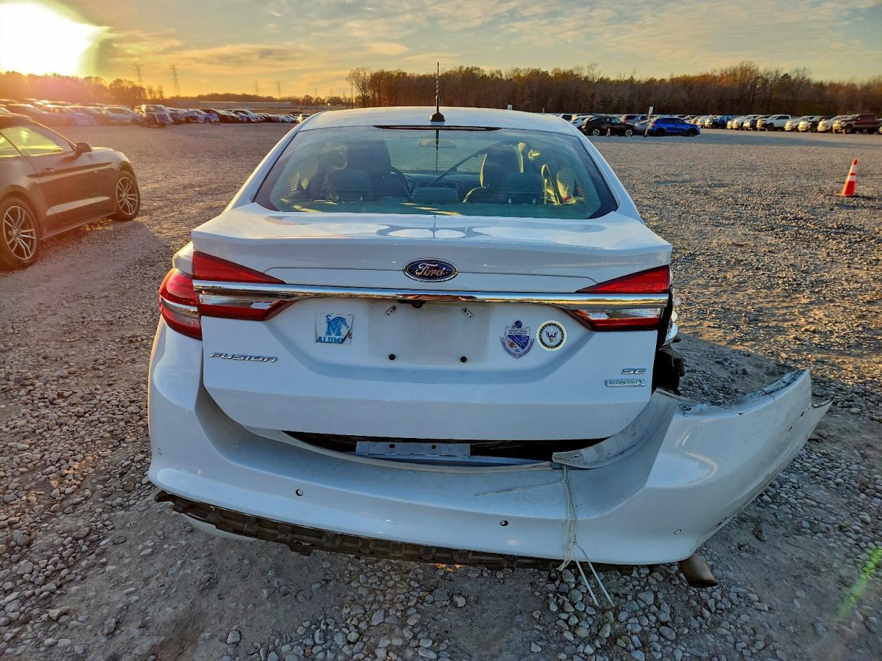 2017 FORD FUSION SE photo 6
