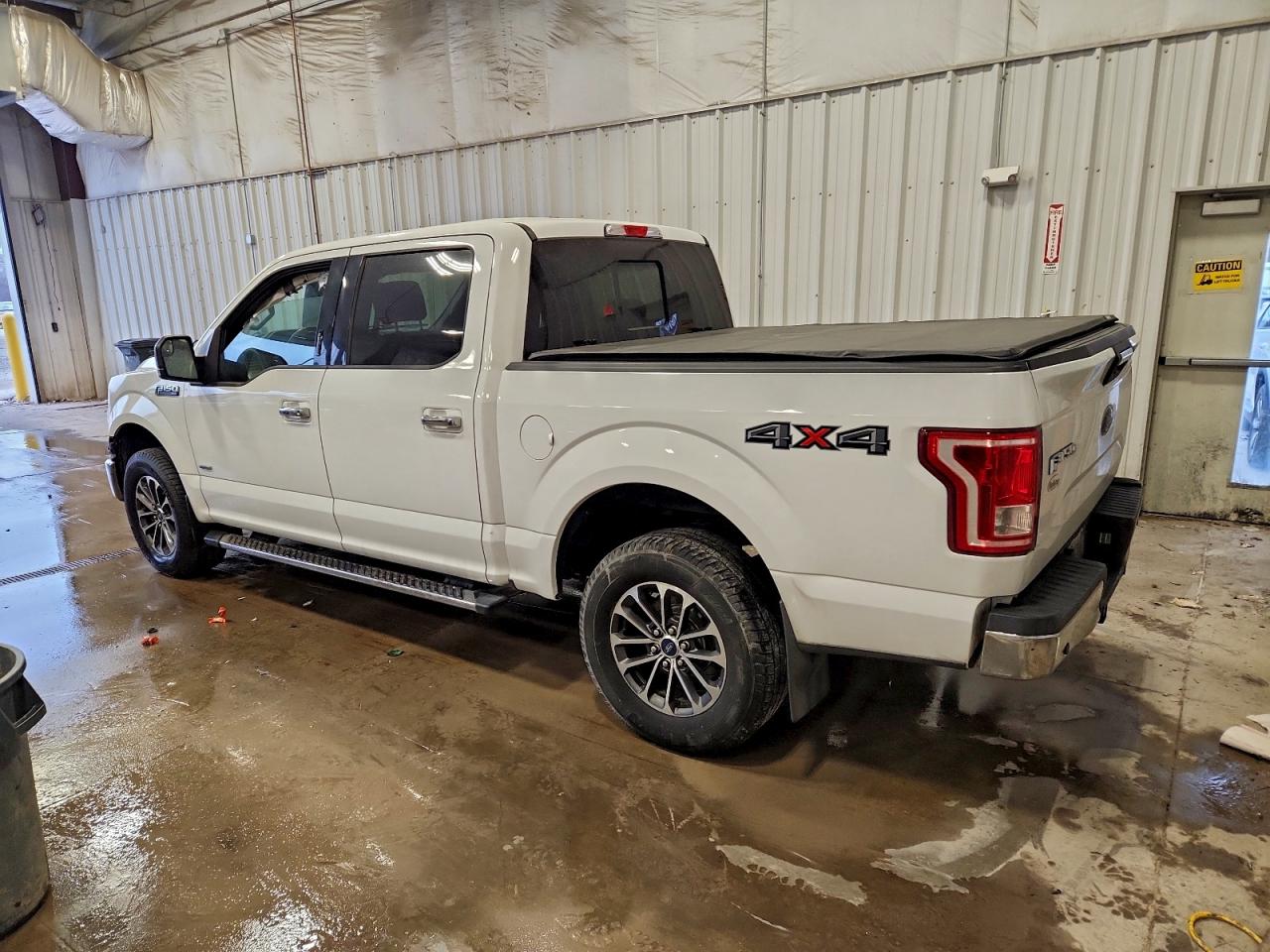 2017 FORD F150 SUPERCREW photo 2