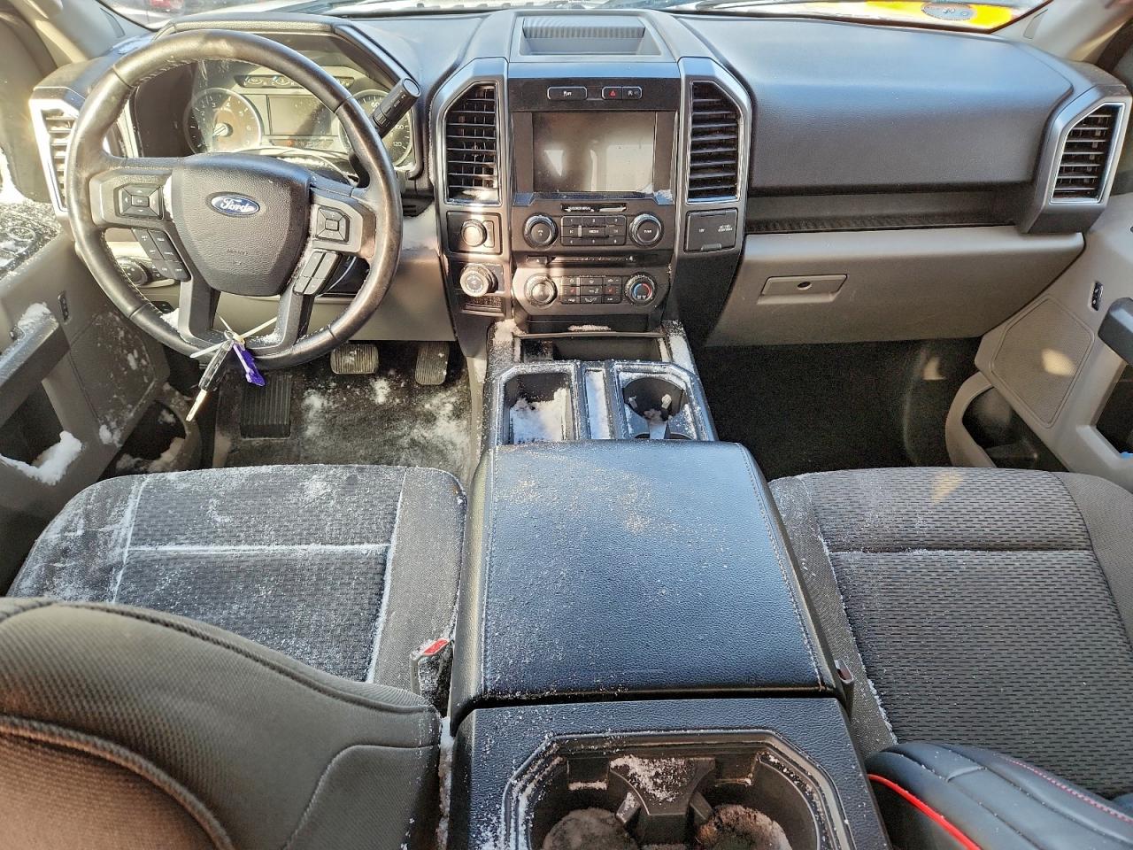 2017 FORD F150 SUPERCREW photo 8