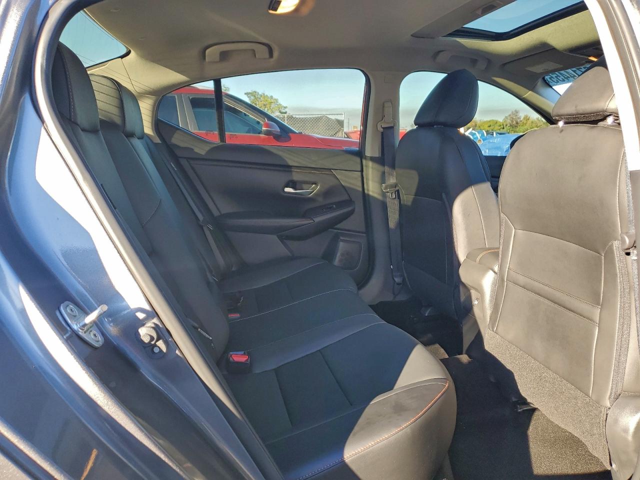 2023 NISSAN SENTRA SR photo 10