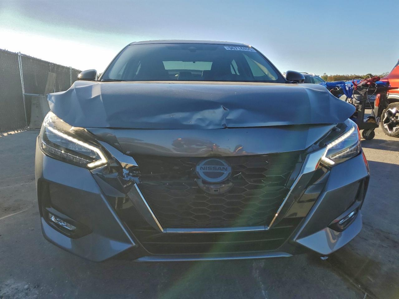 2023 NISSAN SENTRA SR photo 5