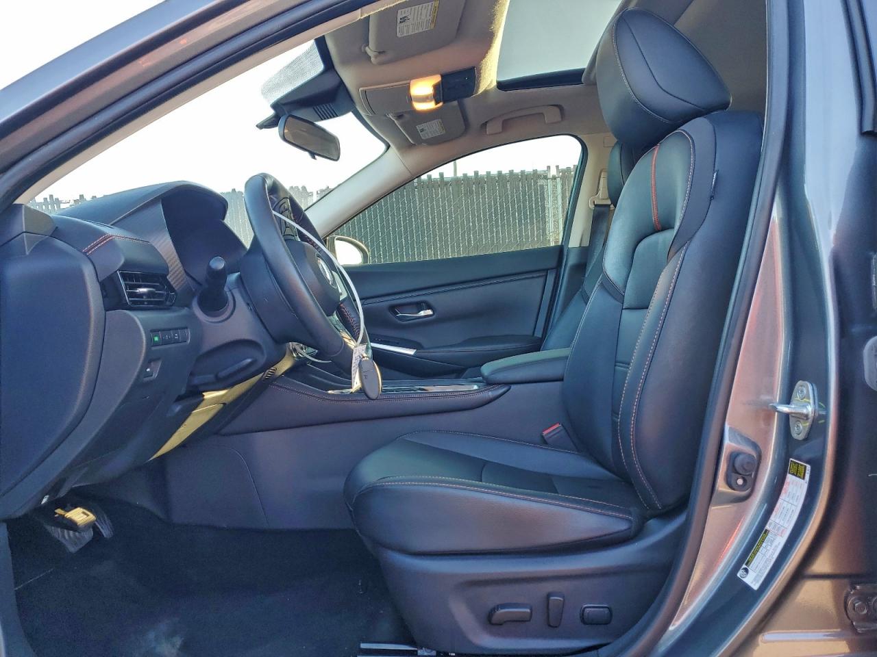 2023 NISSAN SENTRA SR photo 7