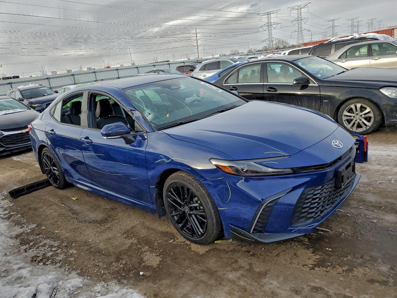 2025 TOYOTA CAMRY XSE photo 4