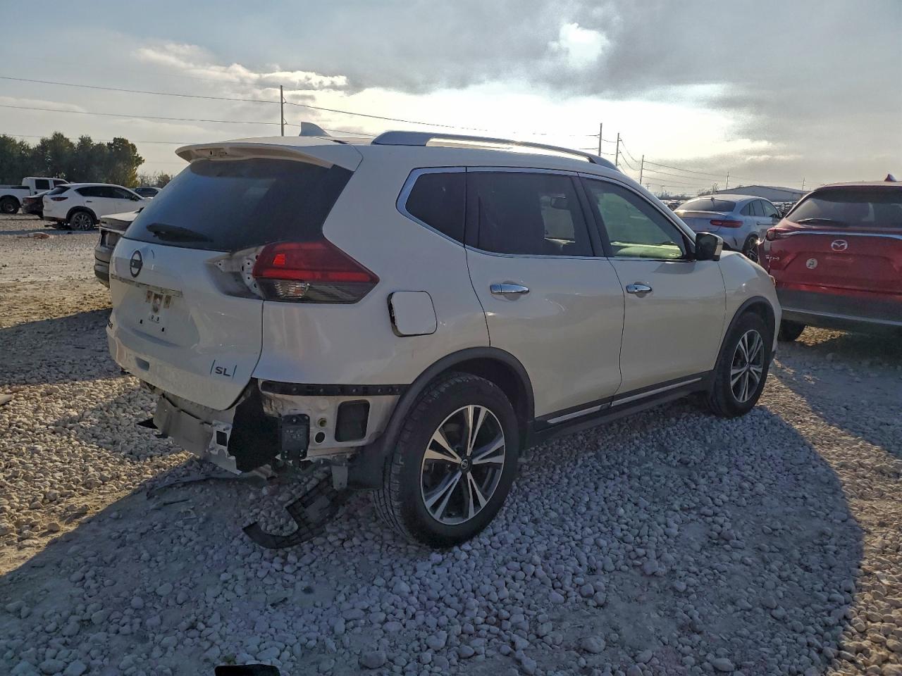 2017 NISSAN ROGUE S photo 3