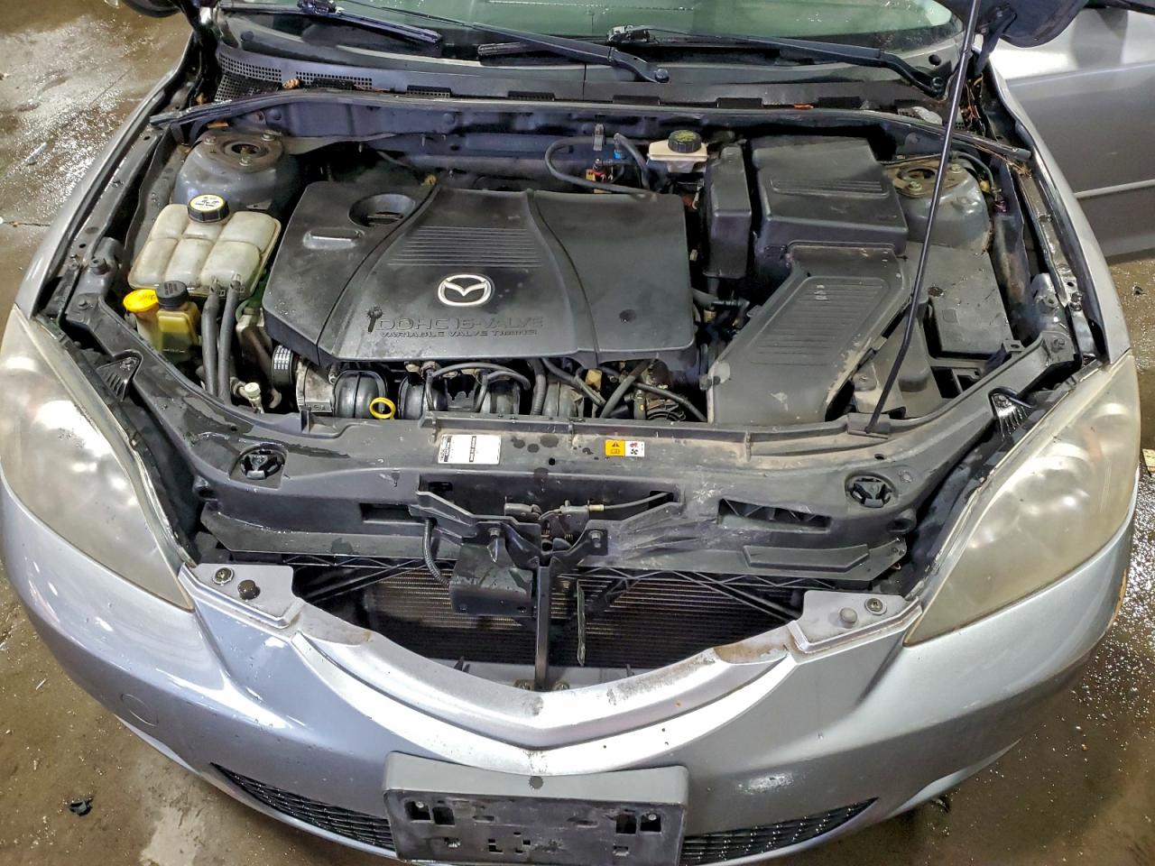2004 MAZDA 3 HATCHBACK photo 11