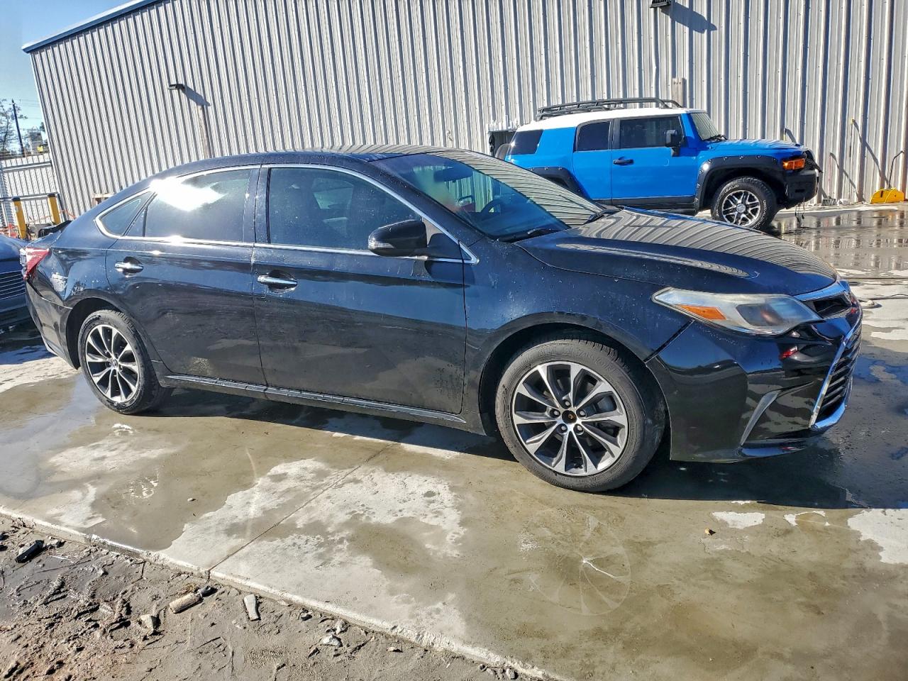 2016 TOYOTA AVALON XLE photo 4