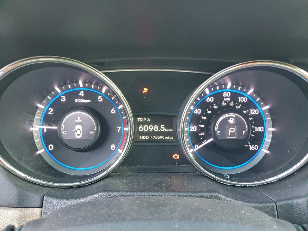 2012 HYUNDAI SONATA GLS photo 9