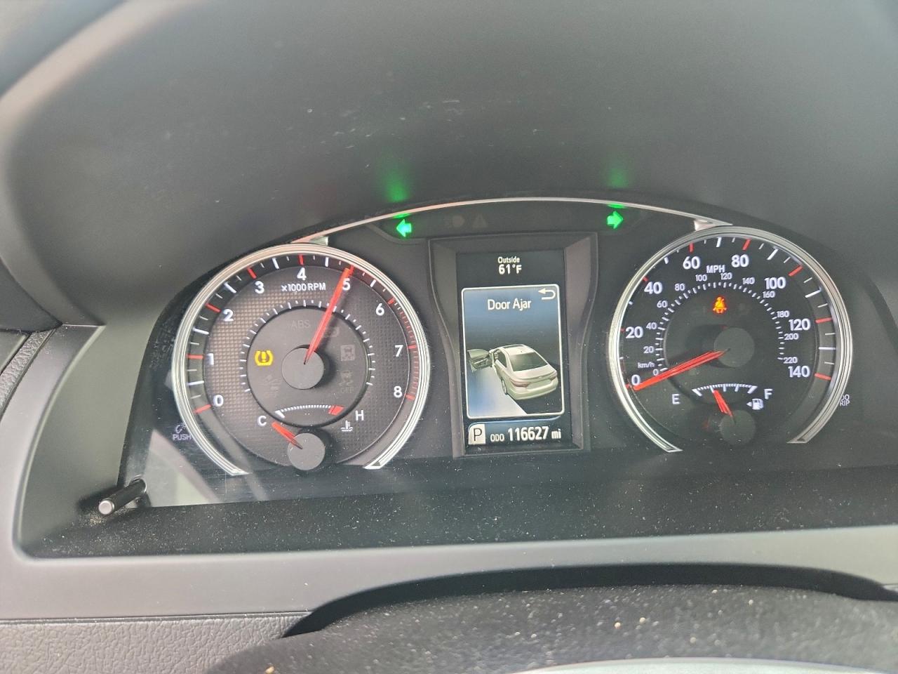 2015 TOYOTA CAMRY LE photo 9