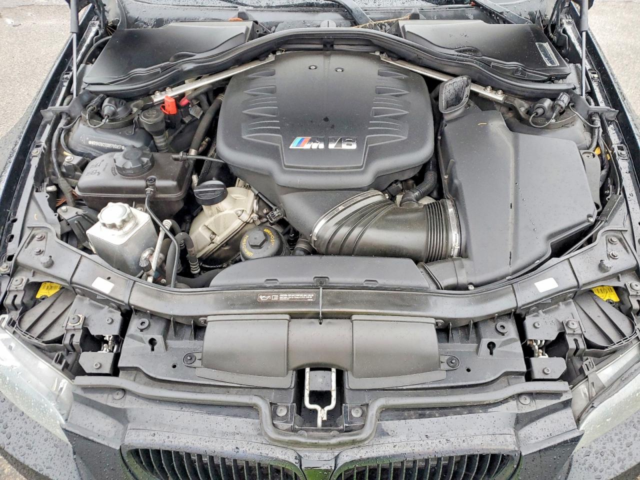 2011 BMW M3 photo 11