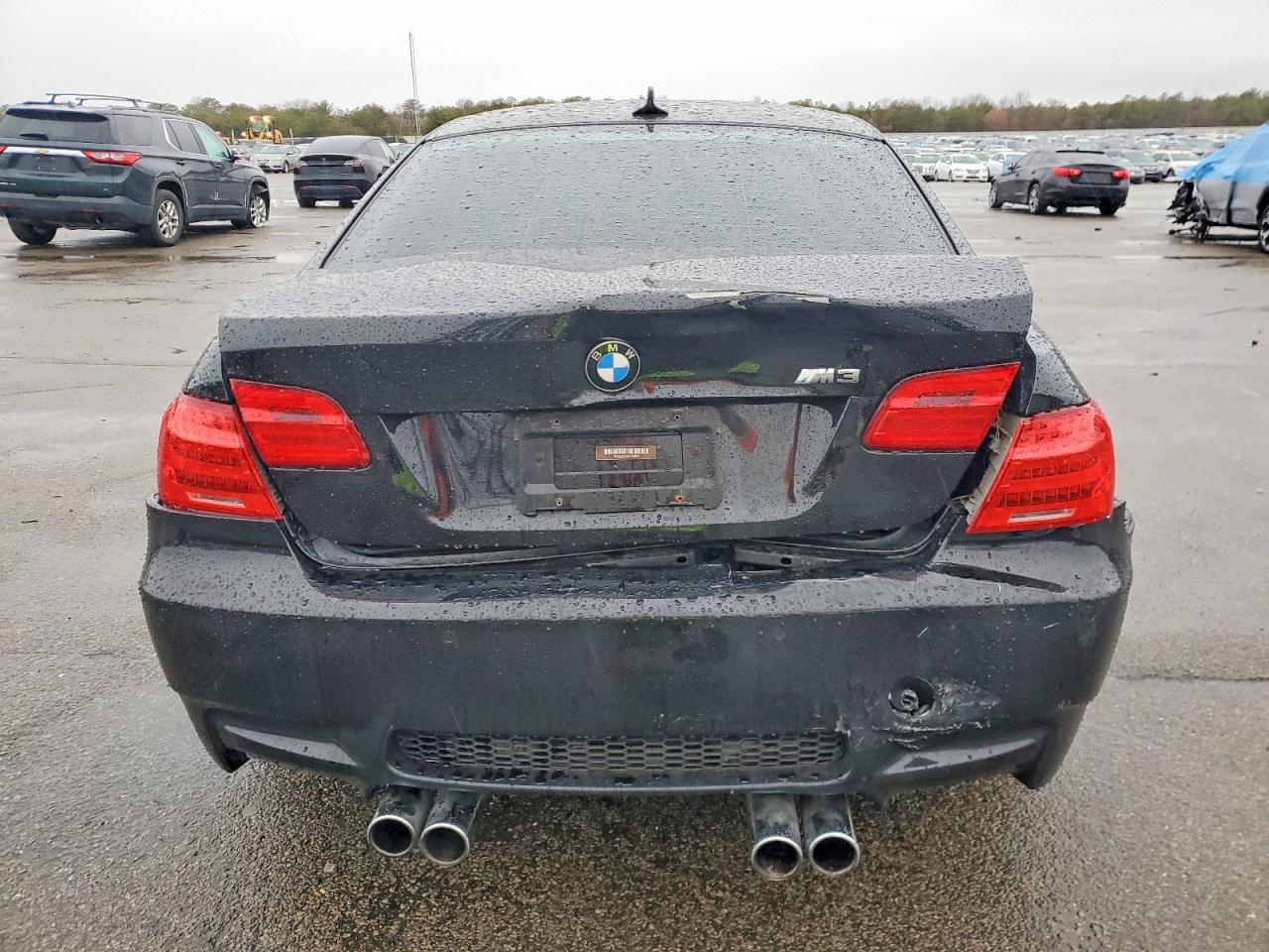 2011 BMW M3 photo 6