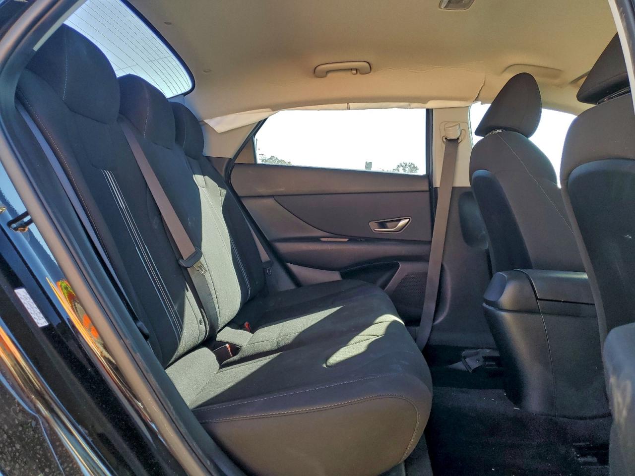 2023 HYUNDAI ELANTRA SEL photo 10